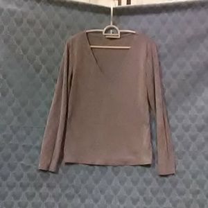 Long sleeved grey blend top